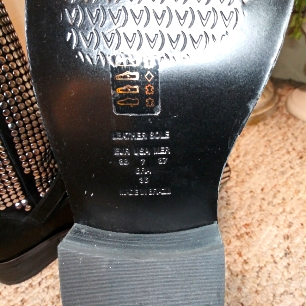 Anthropologie Vicenza Silver Studded Black Leather Rocker Chic Style Moto Boot - Picture 8 of 9